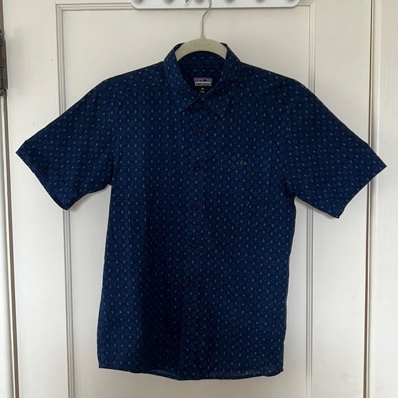 Patagonia Men’s XS short sleeved collared cotton shirt - Picture 1 of 5
